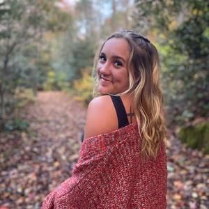 Meet your Posher, Hope